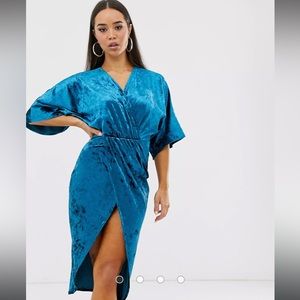 Club L London Blue velvet midi dress with kimono sleeves